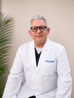 Dr. Manuel Borrego